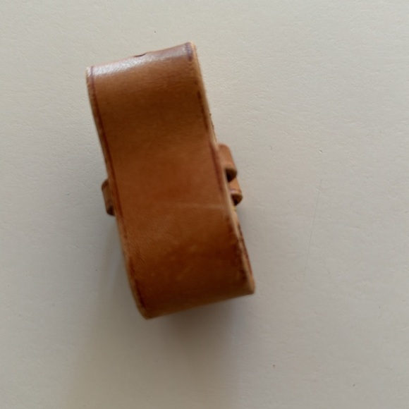 Louis Vuitton poignet - Picture 2 of 5